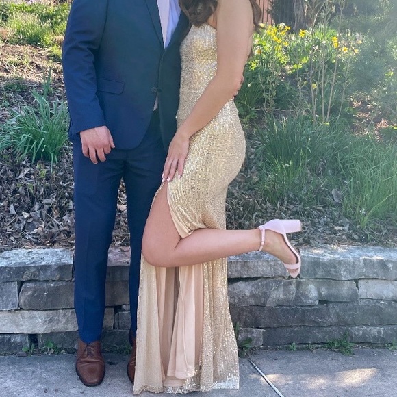 Maxi dress - Picture 1 of 6